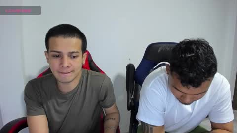 Independence model AbelAsburgo online show from February 14, 4:53 am