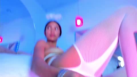 Snapshot of abelladgr chatting on January 10, 4:30 pm abelladgr online show from January 10, 4:30 pm