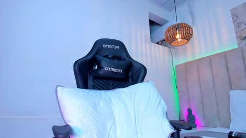 Snapshot of abelladgr chatting on January 15, 2:49 am abelladgr online show from January 15, 2:49 am