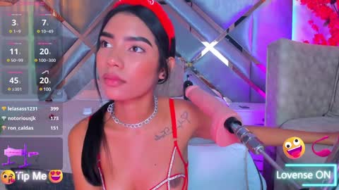 Snapshot of abelladgr chatting on February 7, 8:55 am abelladgr online show from February 7, 8:55 am