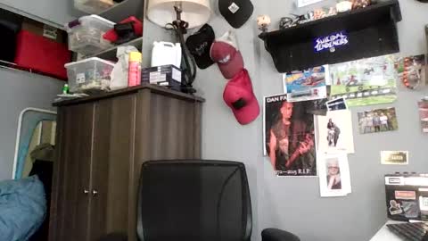 AJ online show from May 29, 2:26 pm