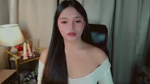 Snapshot of abetterchristine chatting on June 16, 2:47 am Abetterchristine online show from June 16, 2:47 am