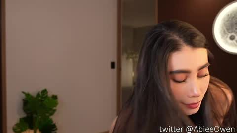 Snapshot of abie_owen chatting on June 6, 12:49 am abie_owen online show from June 6, 12:49 am