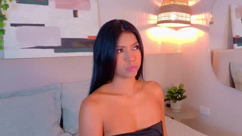 Snapshot of abiehils chatting on February 17, 11:29 am abiehils online show from February 17, 11:29 am