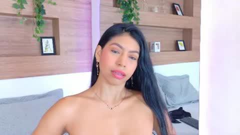 Snapshot of abiehils chatting on June 20, 12:19 pm abiehils online show from June 20, 12:19 pm