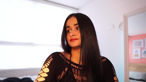 Abigail online show from February 28, 9:05 pm