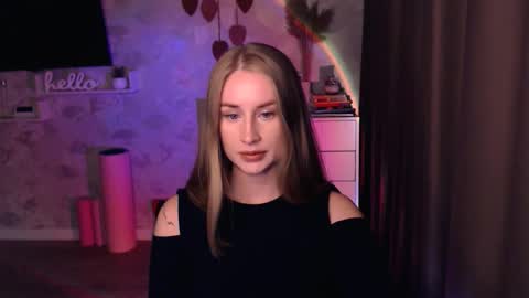 Snapshot of abigail_flex chatting on October 19, 6:52 pm Anna online show from October 19, 6:52 pm