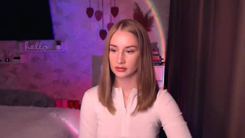 Anna online show from November 16, 6:46 pm