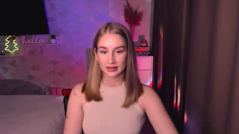 Anna online show from November 29, 8:01 pm