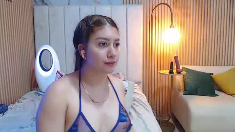 abigailowensss online show from May 21, 7:48 am