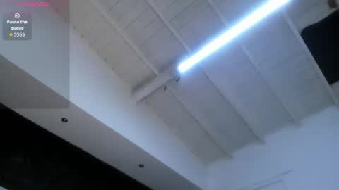 Abigail online show from December 5, 11:30 am