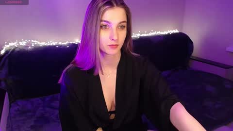 Snapshot of abigailwills chatting on February 17, 5:41 pm Abigail online show from February 17, 5:41 pm