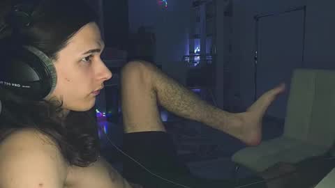 hi  cum in pvt noi extra tip online show from March 28, 5:56 pm