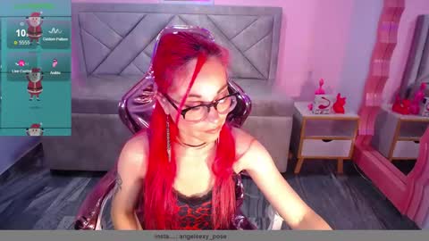 Snapshot of abril_ch_ chatting on December 21, 11:06 am abril_ch_ online show from December 21, 11:06 am