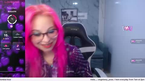 Snapshot of abril_ch_ chatting on February 16, 12:23 pm abril_ch_ online show from February 16, 12:23 pm