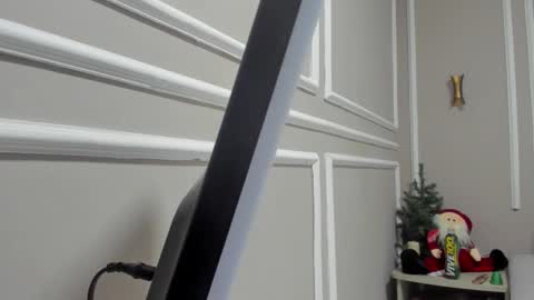 Abril jones online show from December 20, 12:29 am