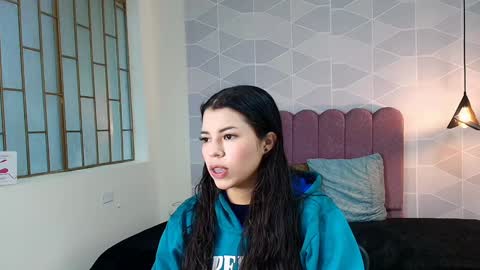 Snapshot of abril_matthews chatting on January 18, 12:04 pm ABRIL MATTHEWS online show from January 18, 12:04 pm