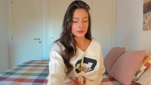 Helena online show from October 2, 8:43 am