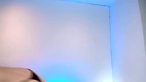 abrill_12 online show from May 26, 12:01 pm