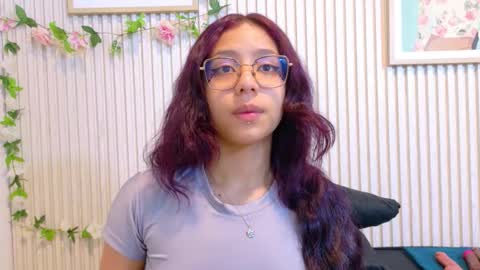 abrilmirren online show from March 27, 11:10 am