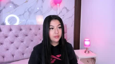 Abril online show from March 23, 11:25 am