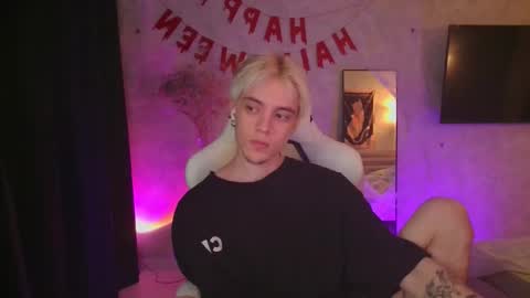 Nick online show from November 7, 2:17 pm