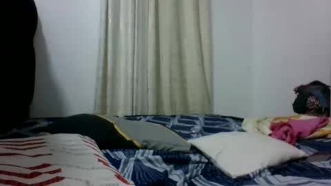 achamontana online show from October 4, 4:38 pm