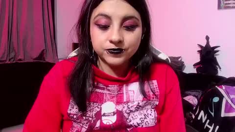 Snapshot of acid_alice666 chatting on April 21, 3:24 am Alice online show from April 21, 3:24 am