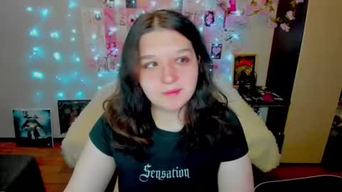 Kate online show from May 20, 11:55 pm