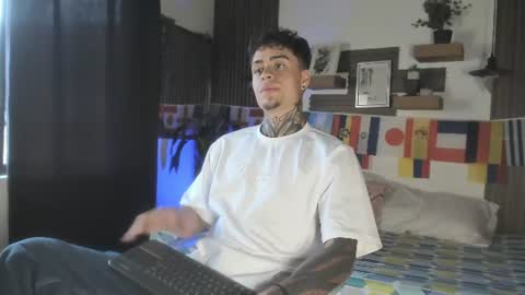 Snapshot of acxel_prescot chatting on July 6, 8:33 pm Acxel online show from July 6, 8:33 pm