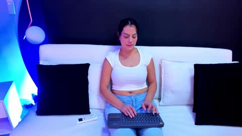    online show from March 27, 1:55 pm