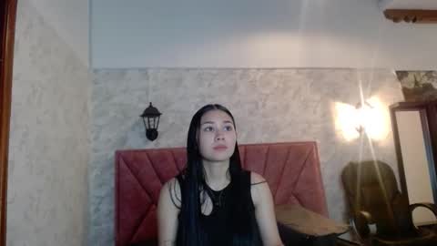 Adaira online show from November 20, 3:45 pm