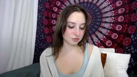 Adalyn online show from November 27, 7:16 pm