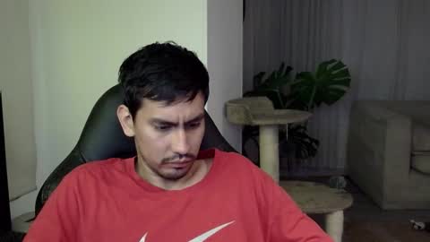 Snapshot of adam_evehotroom chatting on October 17, 4:26 am adam_evehotroom online show from October 17, 4:26 am