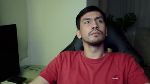 Snapshot of adam_evehotroom chatting on October 20, 3:29 am adam_evehotroom online show from October 20, 3:29 am