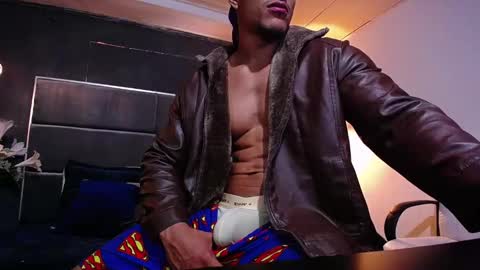 Snapshot of adam_fit19cm chatting on February 26, 1:43 pm adam_fit19cm online show from February 26, 1:43 pm