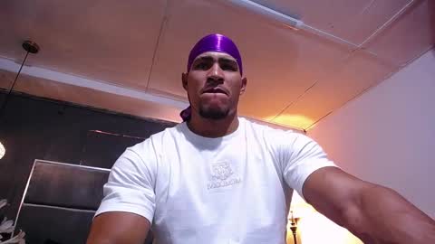 Snapshot of adam_fit19cm chatting on February 28, 2:40 pm adam_fit19cm online show from February 28, 2:40 pm