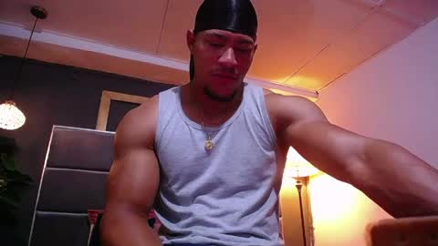 adam_fit19cm online show from April 18, 1:59 pm