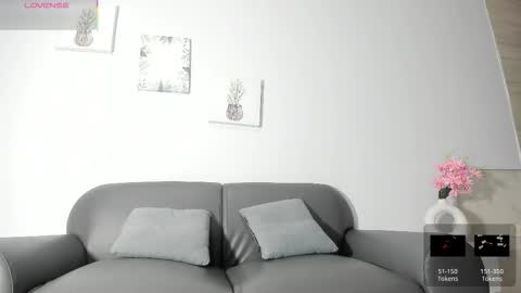 adam_grey_ online show from January 15, 11:59 am