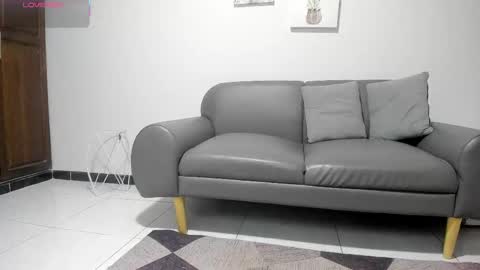 adam_grey_ online show from January 16, 12:20 pm