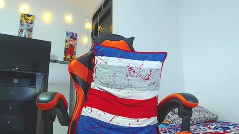 adam hot11 online show from March 6, 9:33 pm