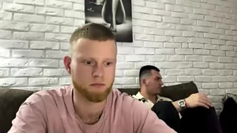 adam_ice1 online show from April 20, 7:48 pm