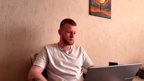 adam_ice1 online show from April 29, 3:43 am