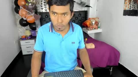 adam_morgan2 online show from October 28, 7:12 am