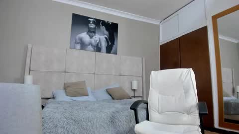 adam_piarse online show from October 11, 11:09 am