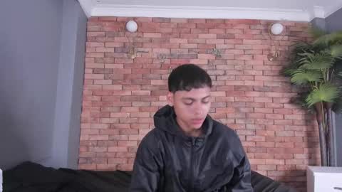 adam_piarse online show from November 21, 3:27 am