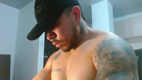 adam shilder7 online show from February 23, 9:01 pm