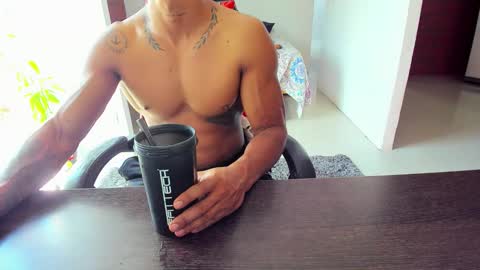 Snapshot of adam_valencia chatting on September 23, 6:11 pm Adam Valencia online show from September 23, 6:11 pm
