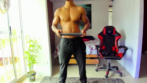 Snapshot of adam_valencia chatting on October 3, 4:48 pm Adam Valencia online show from October 3, 4:48 pm