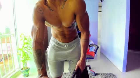 Snapshot of adam_valencia chatting on October 4, 7:23 pm Adam Valencia online show from October 4, 7:23 pm
